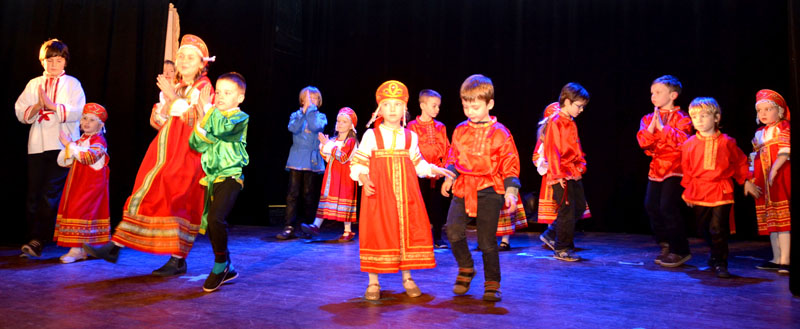 Les enfants participant au récital